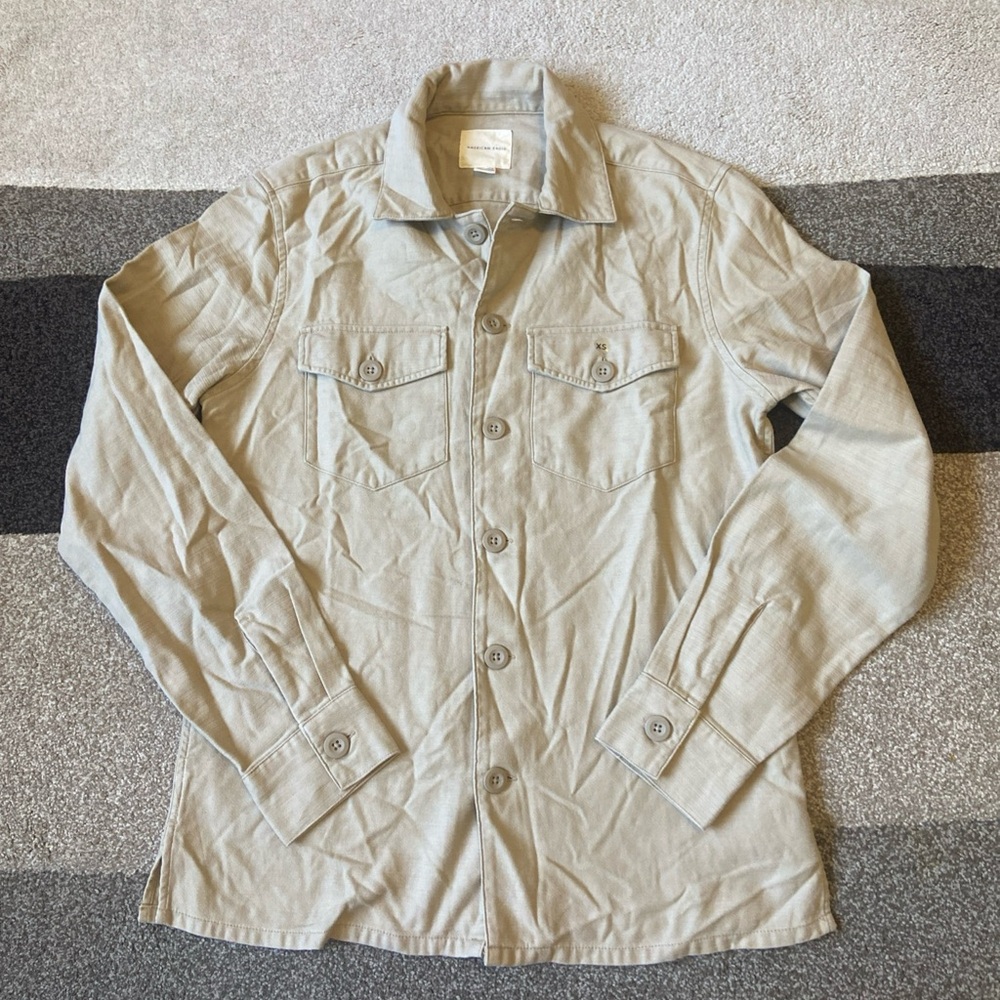 American Eagle Shirt Women's Extra Small Button Down Shacket Khaki/Beige NWOT